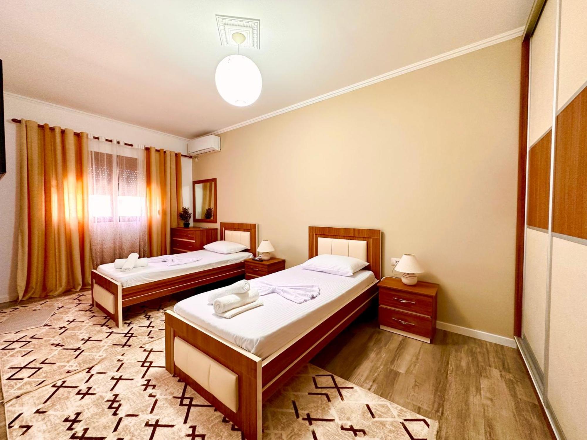 The Luxe Apartments Gjirokastër Exterior foto